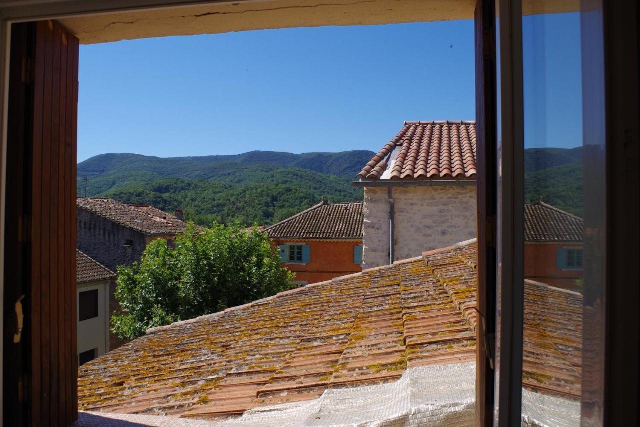 La Tour De L'Ange Otel Hérépian Dış mekan fotoğraf