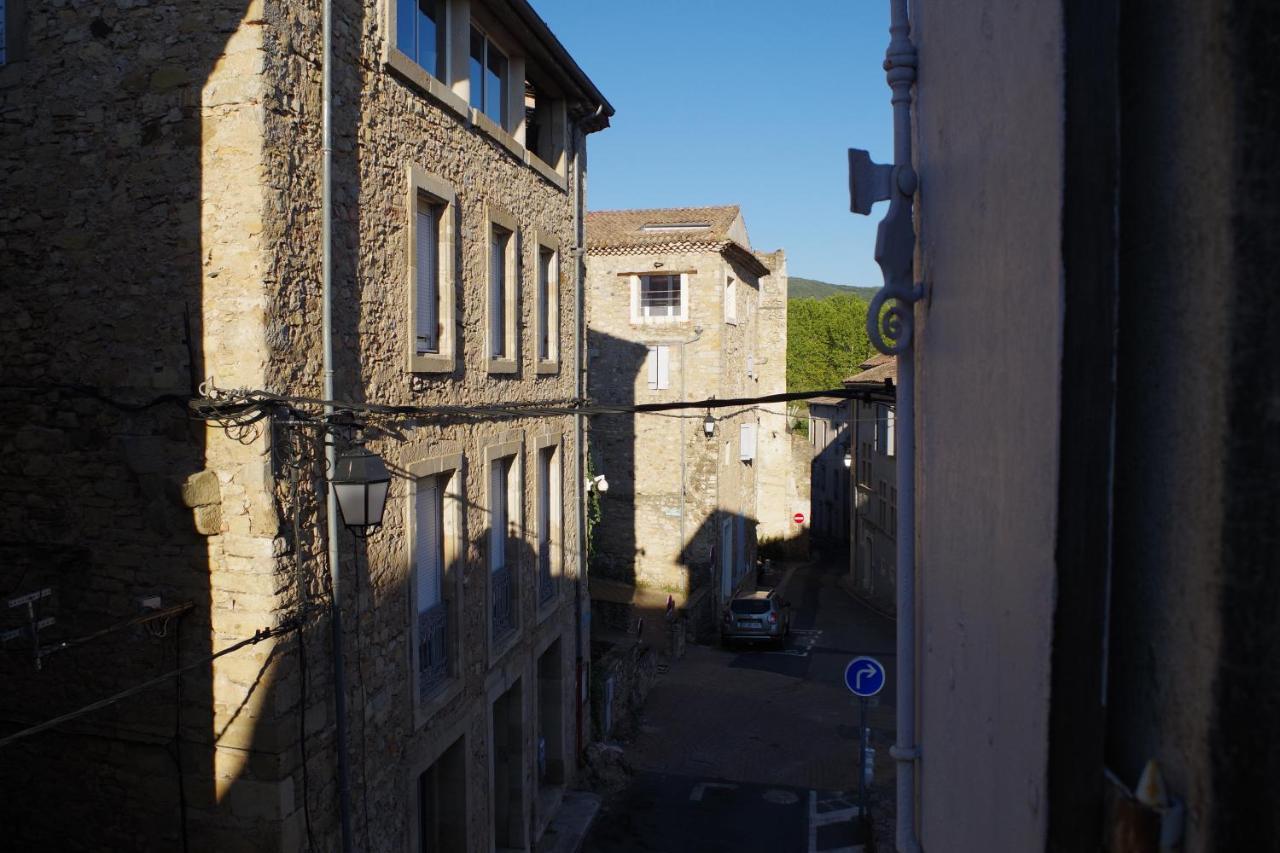 La Tour De L'Ange Otel Hérépian Dış mekan fotoğraf